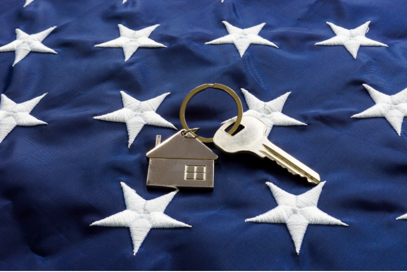 VA funding fee article - image is keychain on an american flag